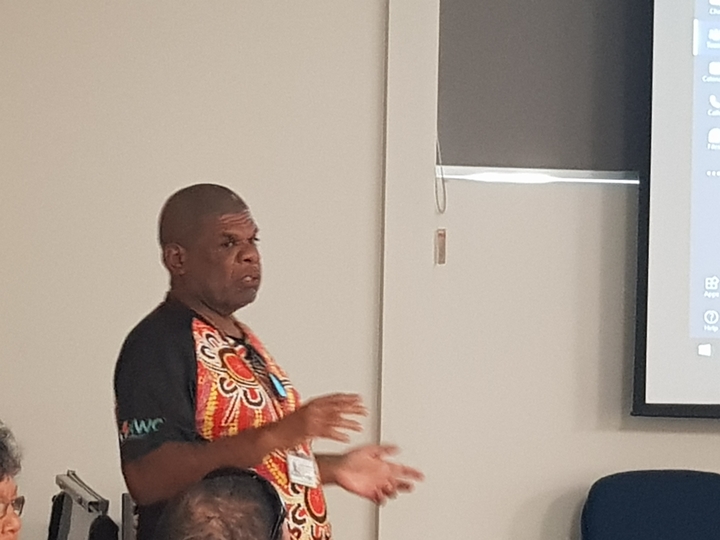 Uncle Stirling Eggmolesse leads a cultural knowledge session