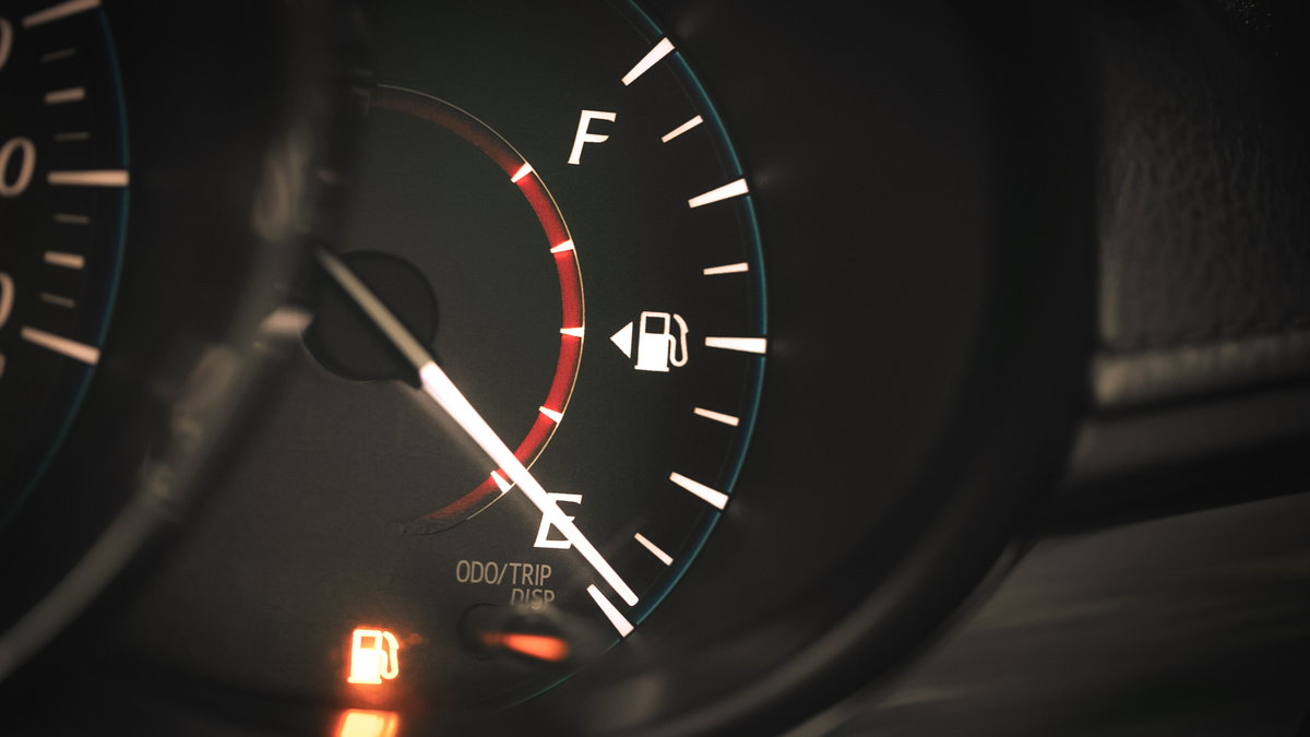Empty fuel gauge with fuel light on