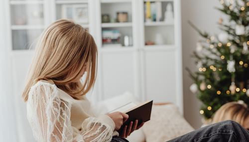 Thumbnail: 5 Tips to Support Your Mental Health This Holiday Season