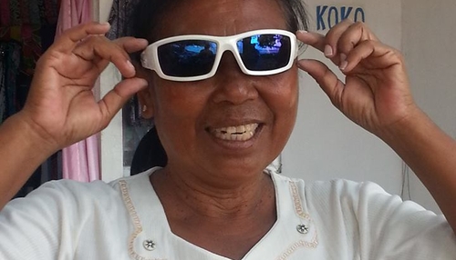 Thumbnail: Small gift makes a massive difference